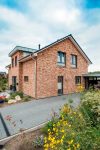 massivhaus-fertighaus-bremen-einfamilienhaus-M176-Eingang-web
